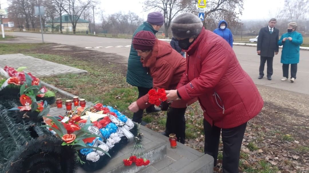 Read more about the article 11 декабря 2021 года  состоялся митинг, посвящённый Дню памяти погибших в вооруженном конфликте земляков-участников боевых действий на Северном Кавказе.